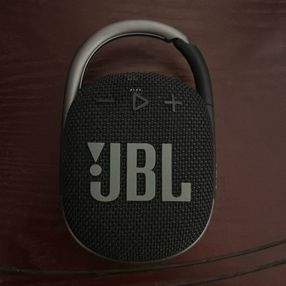 JBL Clip 4 Speaker
